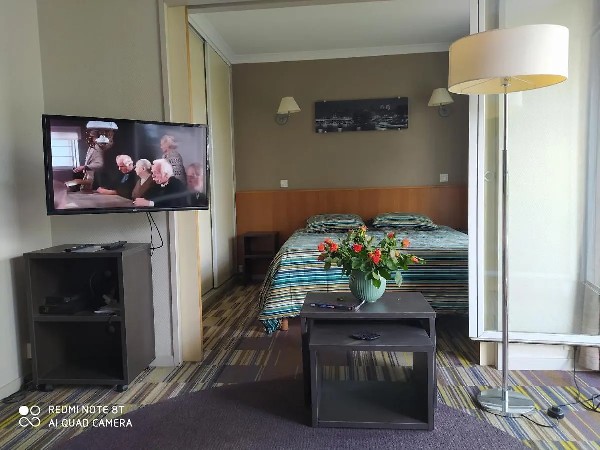 Le Jourdain Apartment Paris